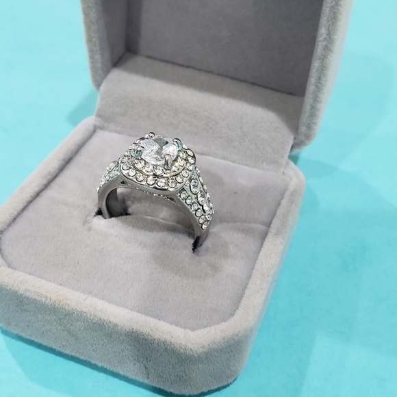 Shine 925 Silver White Topaz Fashion Ring - Picture 4 of 11